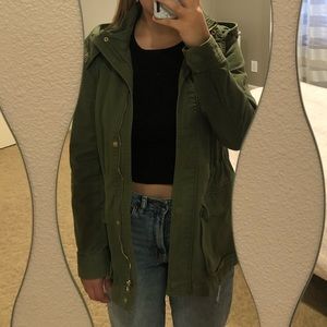 GREEN JACKET - FOREVER 21